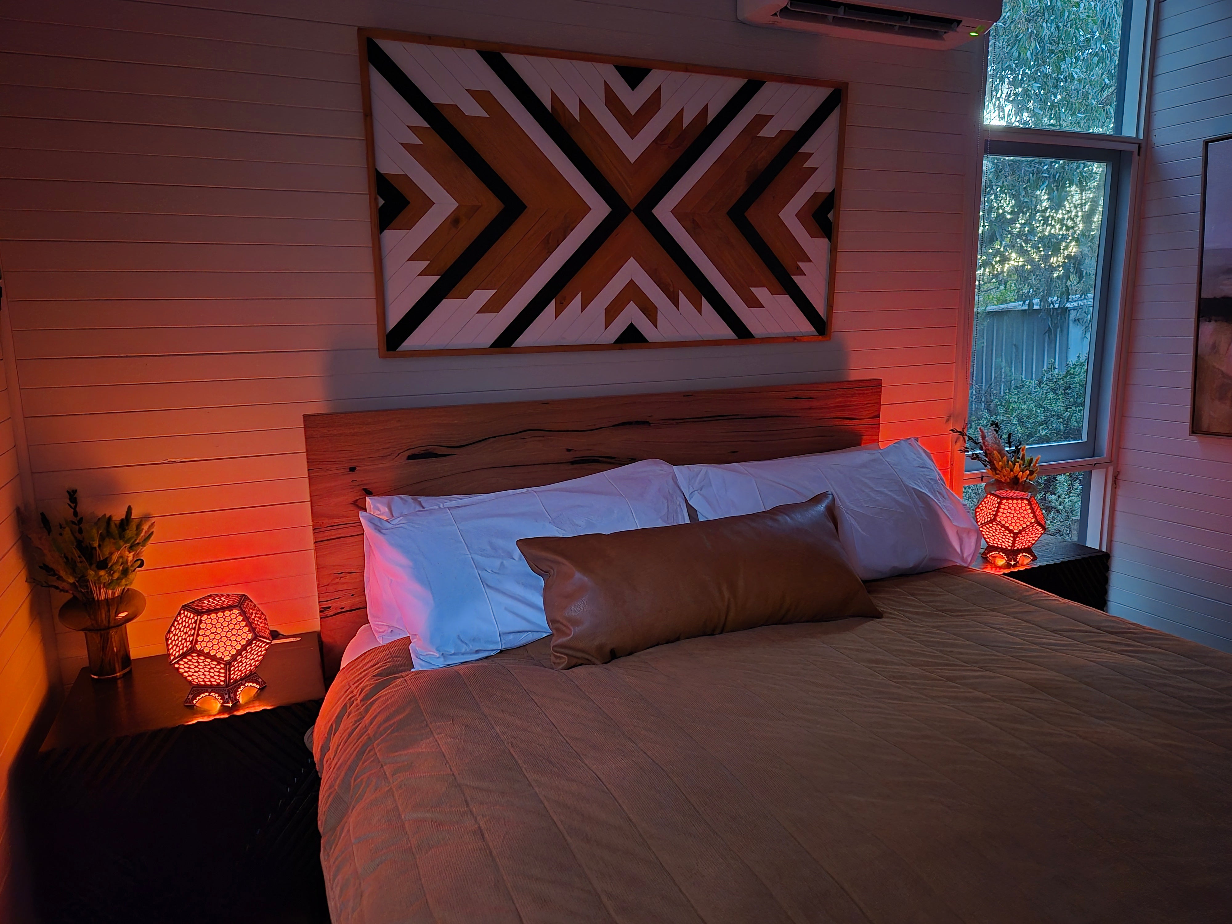 Table Lamp Honeycomb Pattern LED Rainbow Colors