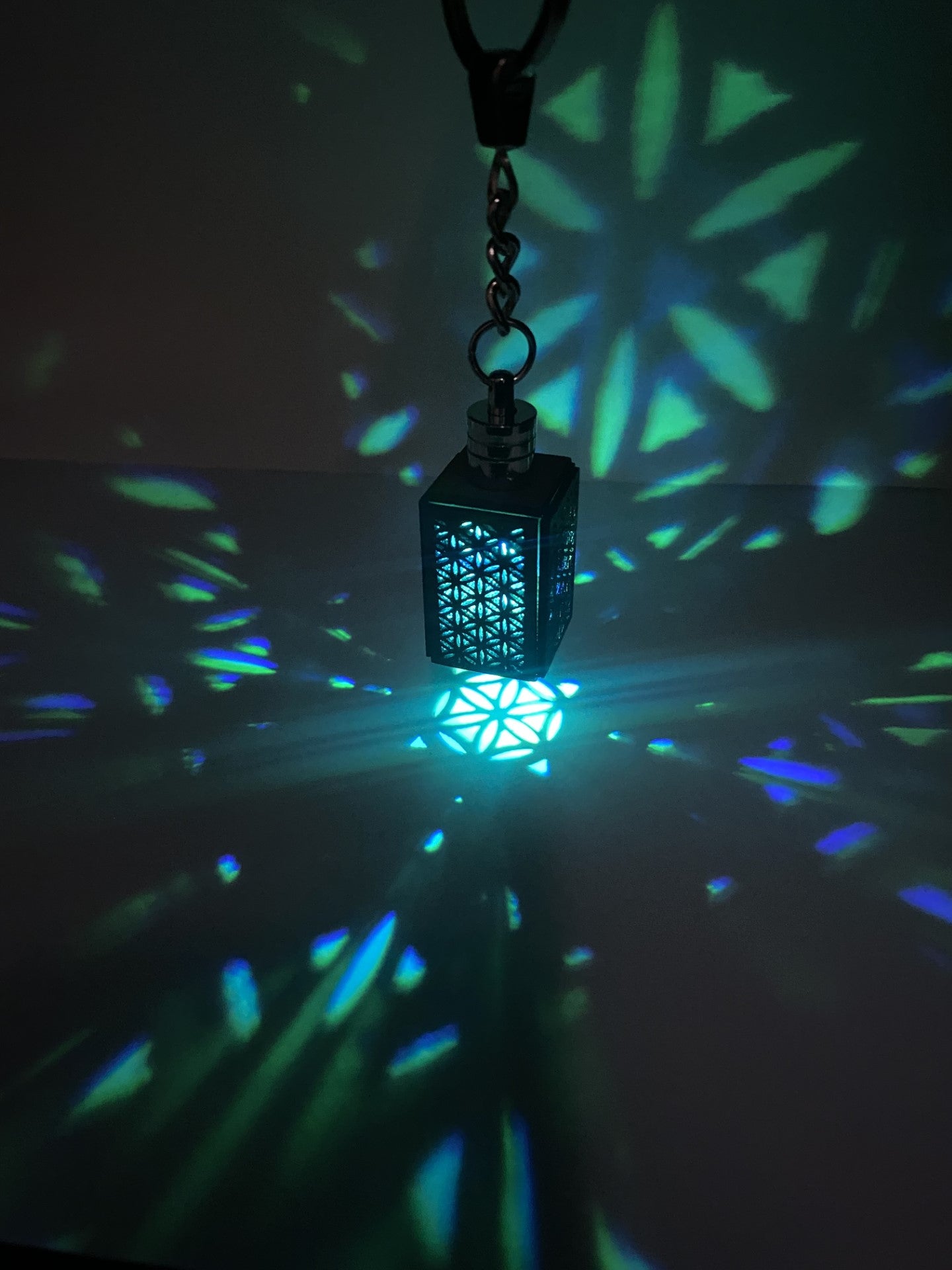 LED Key Ring Flower of Life Cuboid