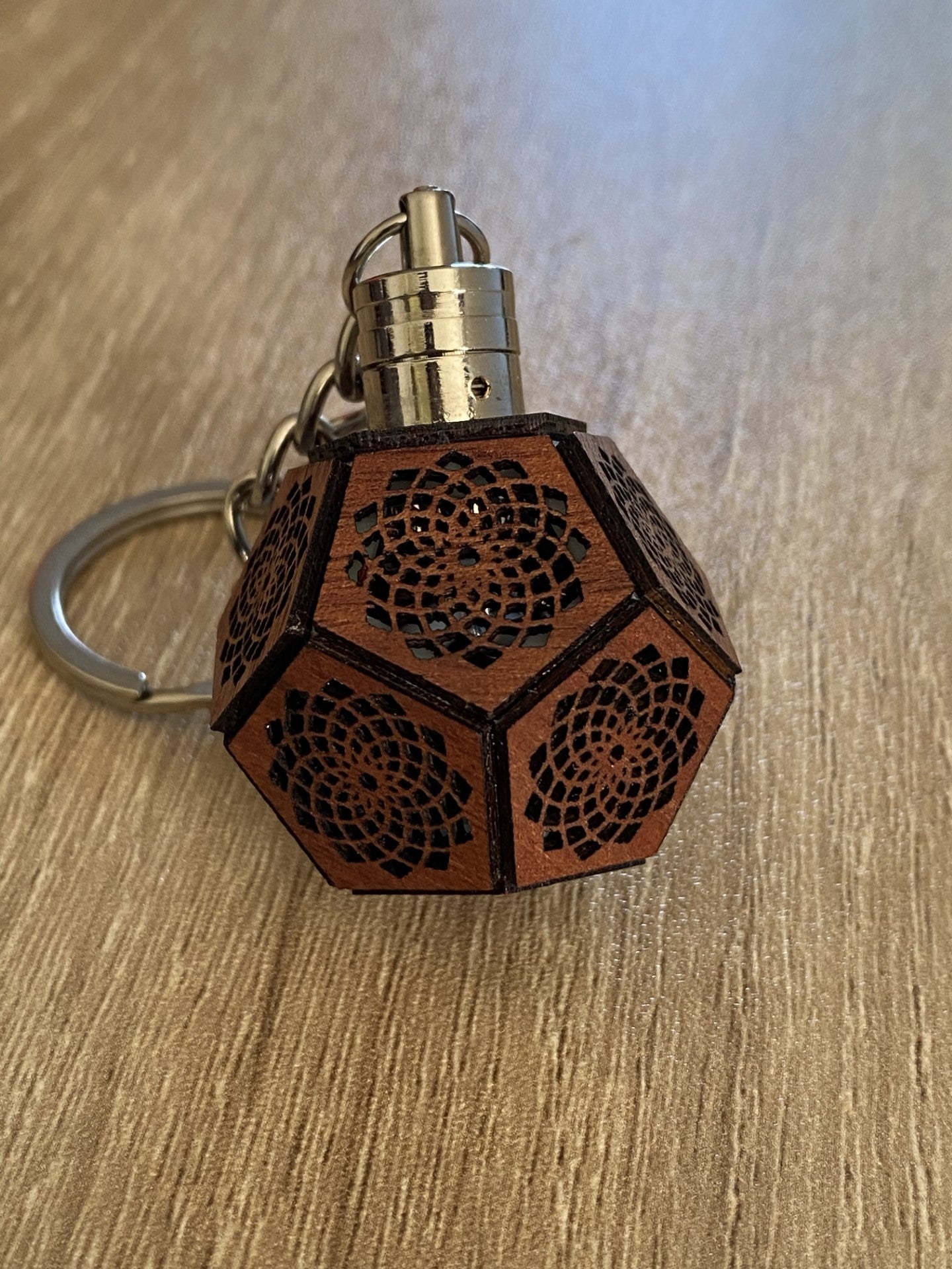 LED Dodecahedron Key Ring Mandala Flower