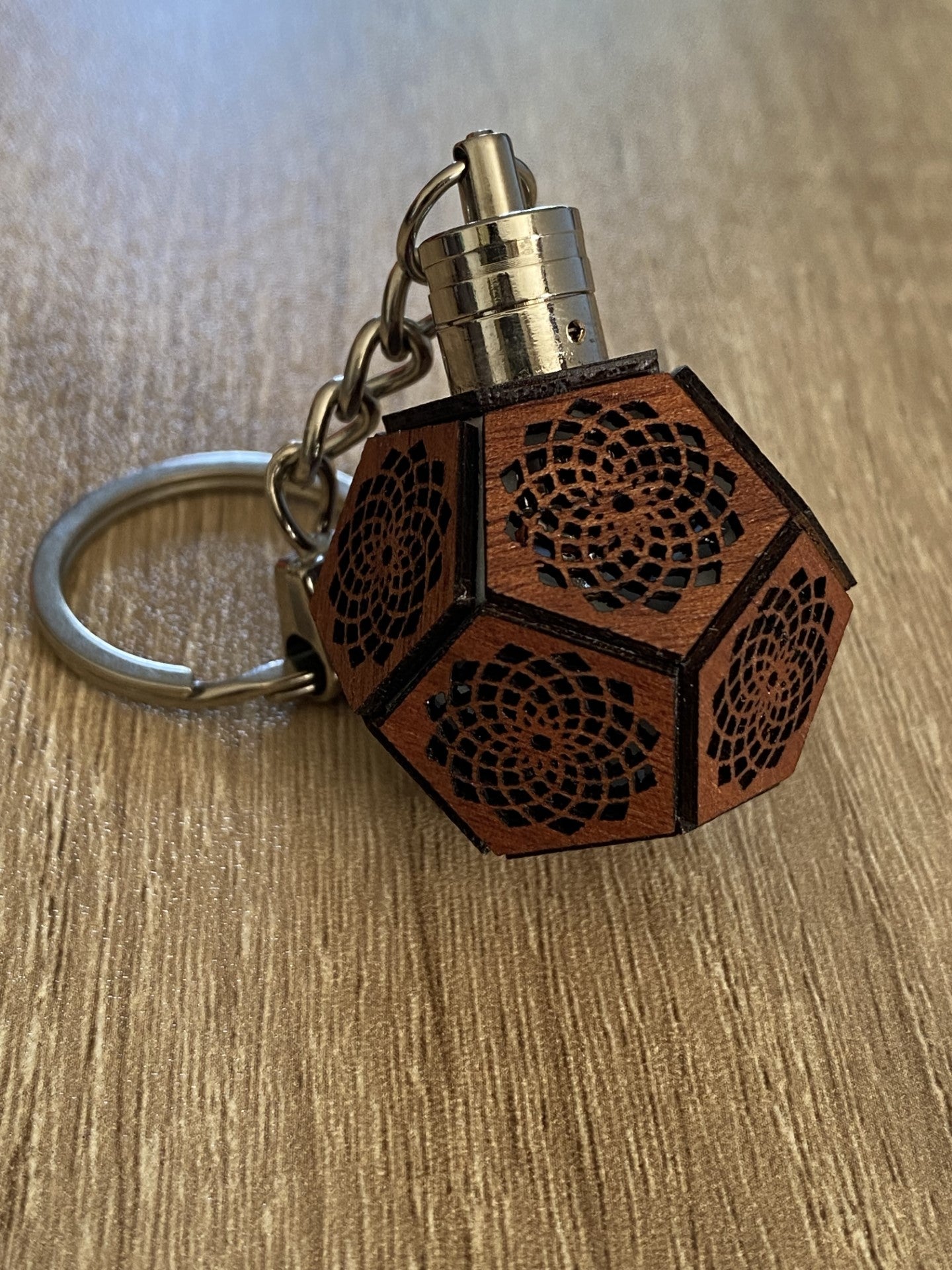 LED Dodecahedron Key Ring Mandala Flower